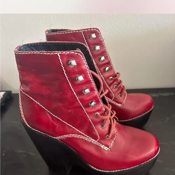 Jeffrey Campbell Red Lace Up Platform Boots - Picture 3 of 5